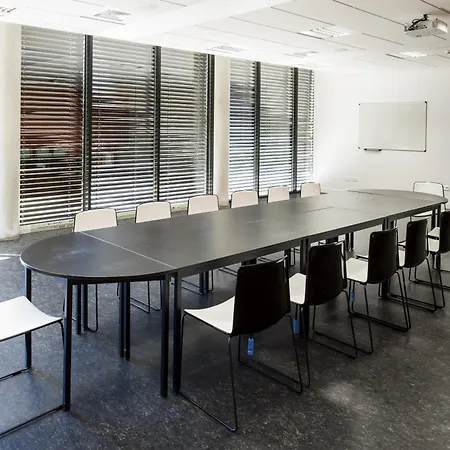 Adonis Maison Internationale