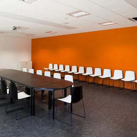 アパートホテル Adonis Maison Internationale