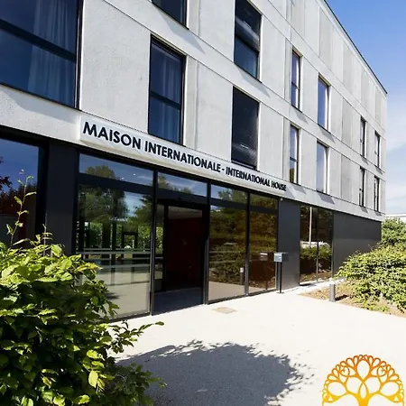 Adonis Maison Internationale 3* Dijon