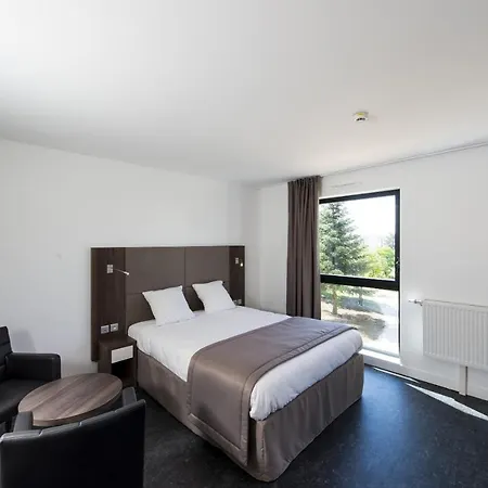 Lägenhetshotell Adonis Maison Internationale 3*