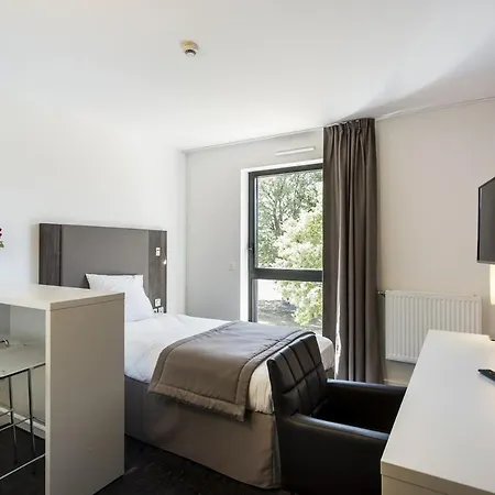 Hotel apartamentowy Adonis Maison Internationale 3*