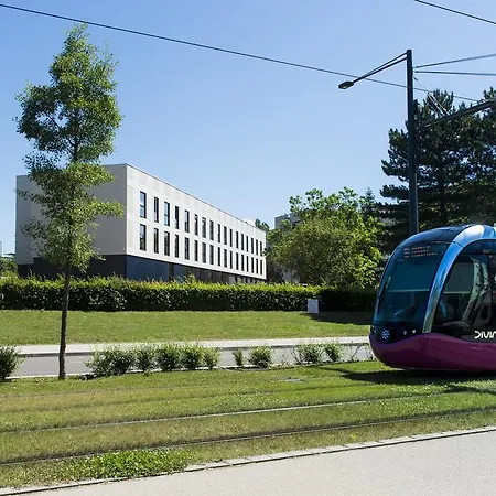 Aparthotel Adonis Maison Internationale