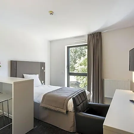 Adonis Maison Internationale Dijon