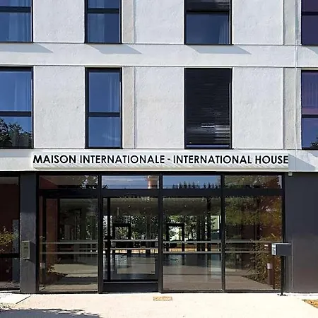 Adonis Maison Internationale 3* Dijon