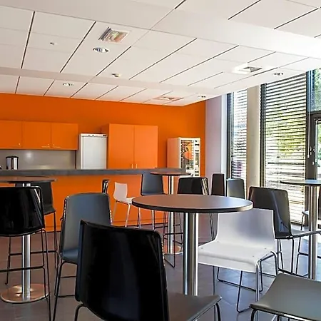 Adonis Maison Internationale Aparthotel Dijon