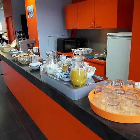 Adonis Maison Internationale 3* Dijon