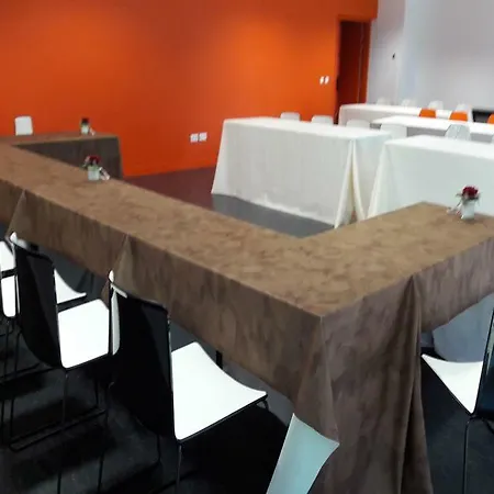 Adonis Maison Internationale