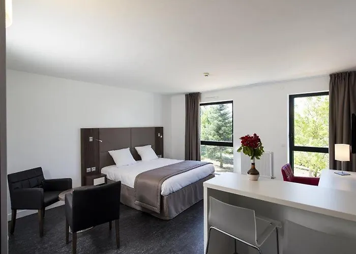 Апарт-отель Adonis Maison Internationale 3*