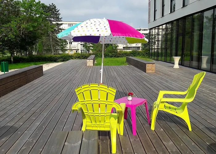 Adonis Maison Internationale Dijon