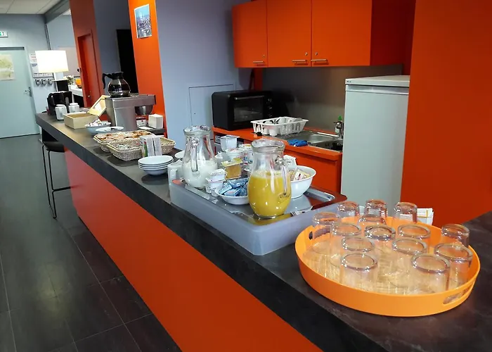 Adonis Maison Internationale 3* Ντιζόν